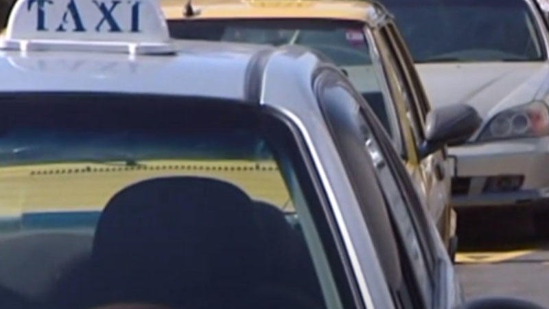 Sabah taksi sürücüləri imtahan verəcək 