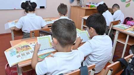 Bakıda birinci sinfə qəbulla bağlı alternativ mərkəzlər - SİYAHI 
