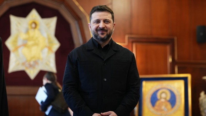Zelenski NATO sammitinə dəvət olundu