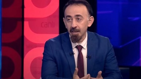 “Onunla son saatlarımı keçirirəm” - Qızının faciəvi ölümündən yazdı