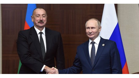 Putin və İlham Əliyev telefonla danışdı - YENİLƏNİB