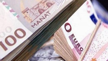 Azərbaycanda avro bahalaşdı, rubl isə ucuzlaşıb