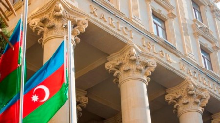 Azərbaycan Ekvadoru Milli Günü münasibətilə təbrik edib