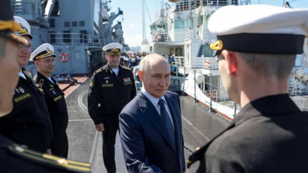 Yaponiya ilə Rusiya arasında yeni gərginlik: Putinin səfəri etiraza səbəb oldu