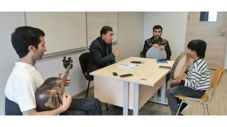Muğamın işığında böyüyən istedadlar