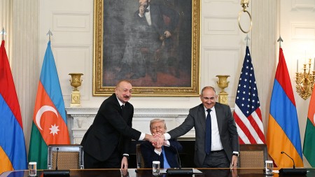 “Mənim təşəbbüsümlə Trampı Nobel Sülh Mükafatına birgə namizəd göstərmişik”