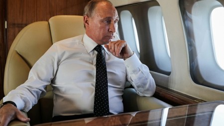 Putinin təyyarələri Ukrayna PUA-ları səbəbindən Moskvaya enə bilməyib 